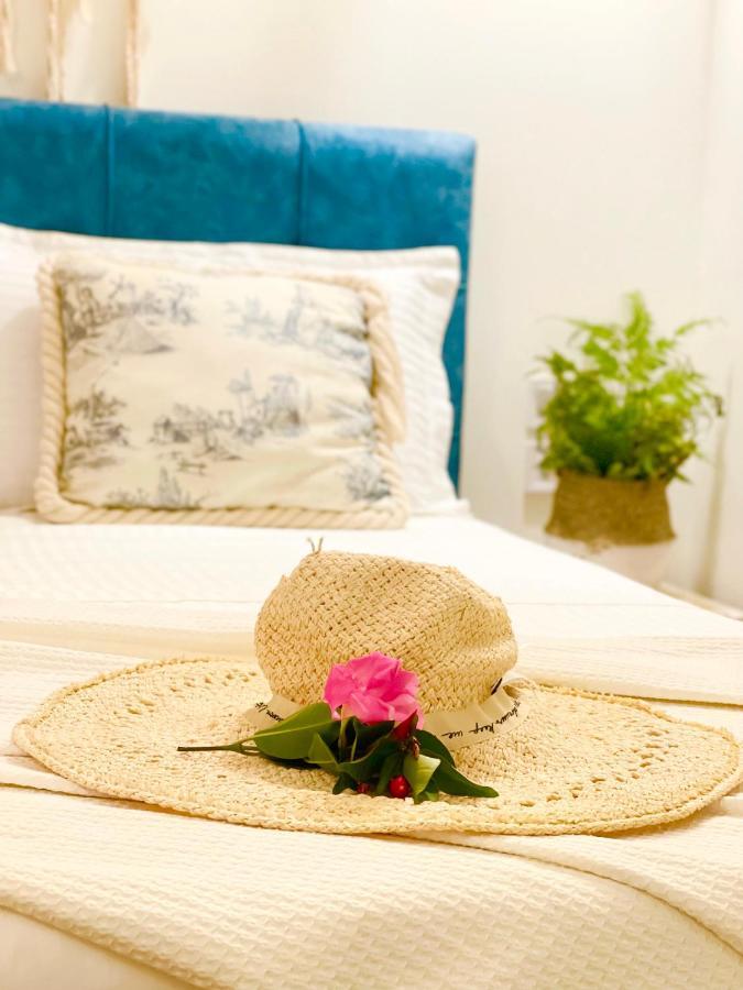 Bohemian Boutique Suites فلورا المظهر الخارجي الصورة